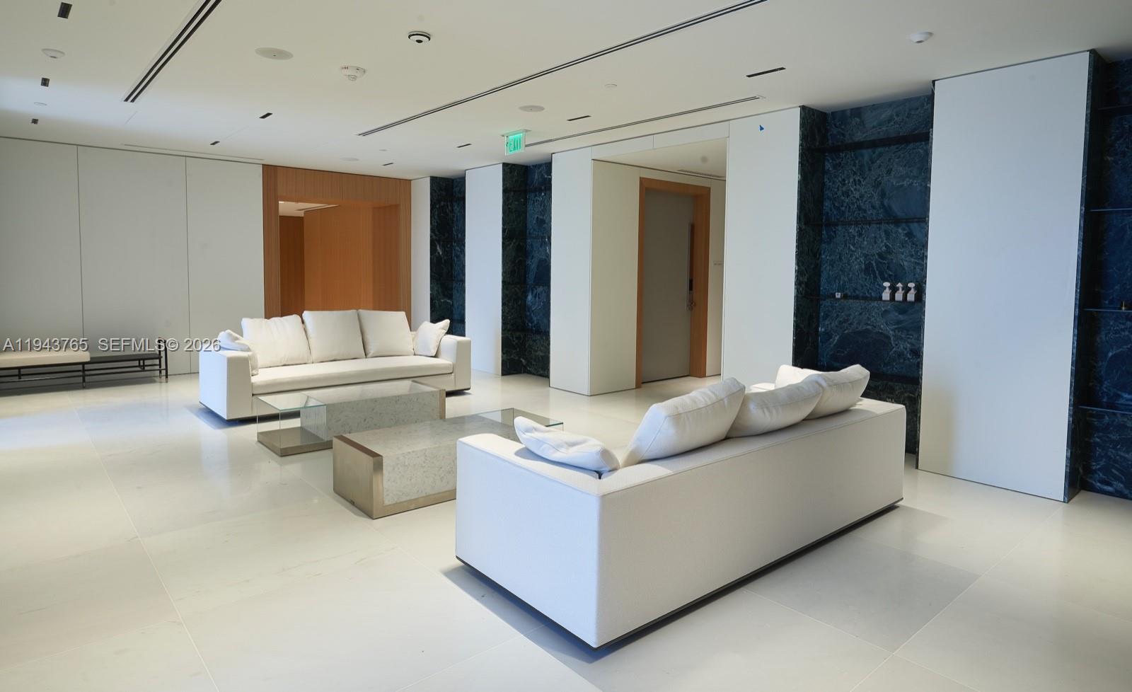 300 Biscayne Blvd Way