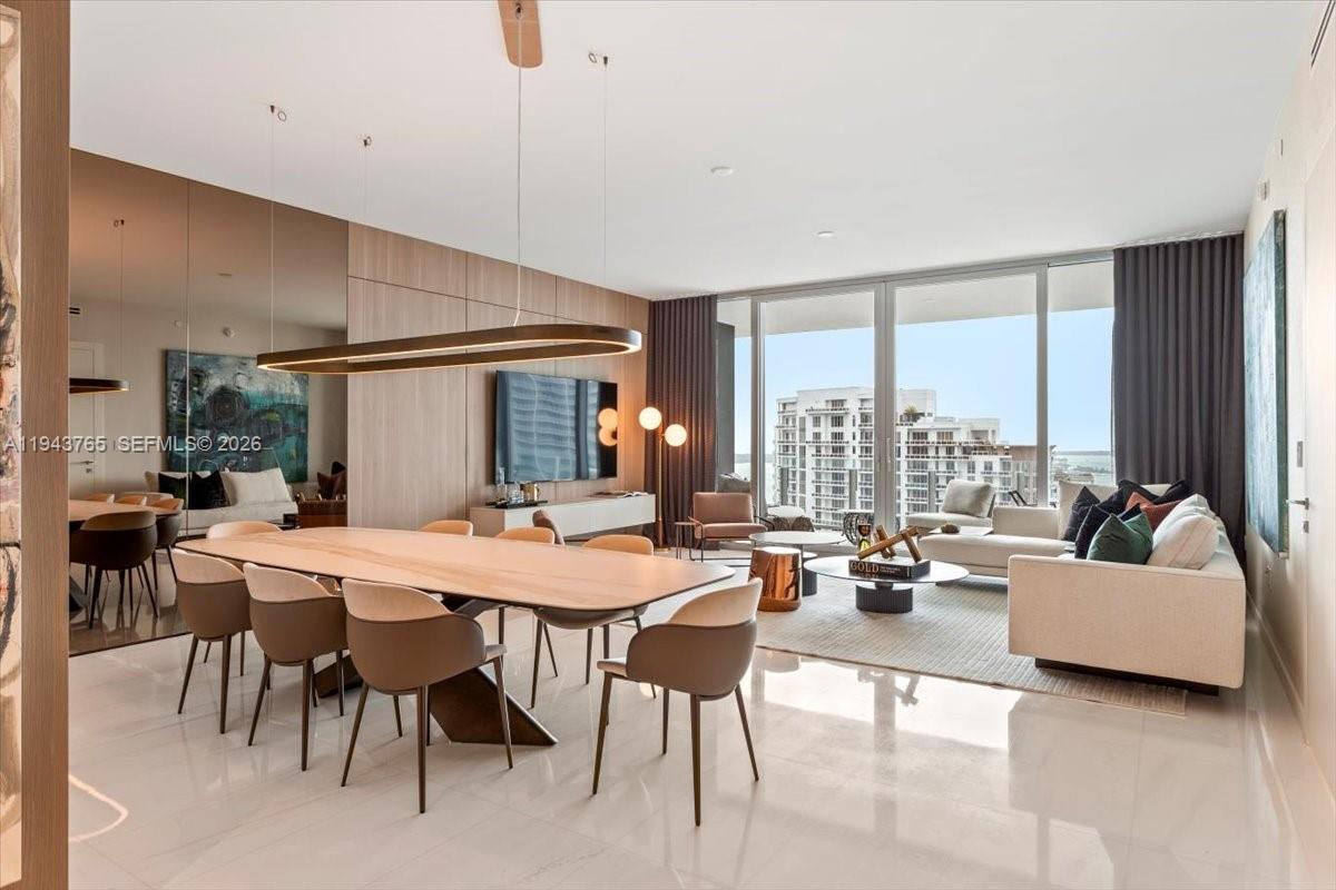 300 Biscayne Blvd Way