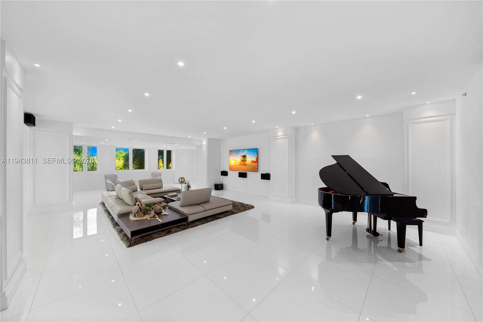 600 Coral Way
