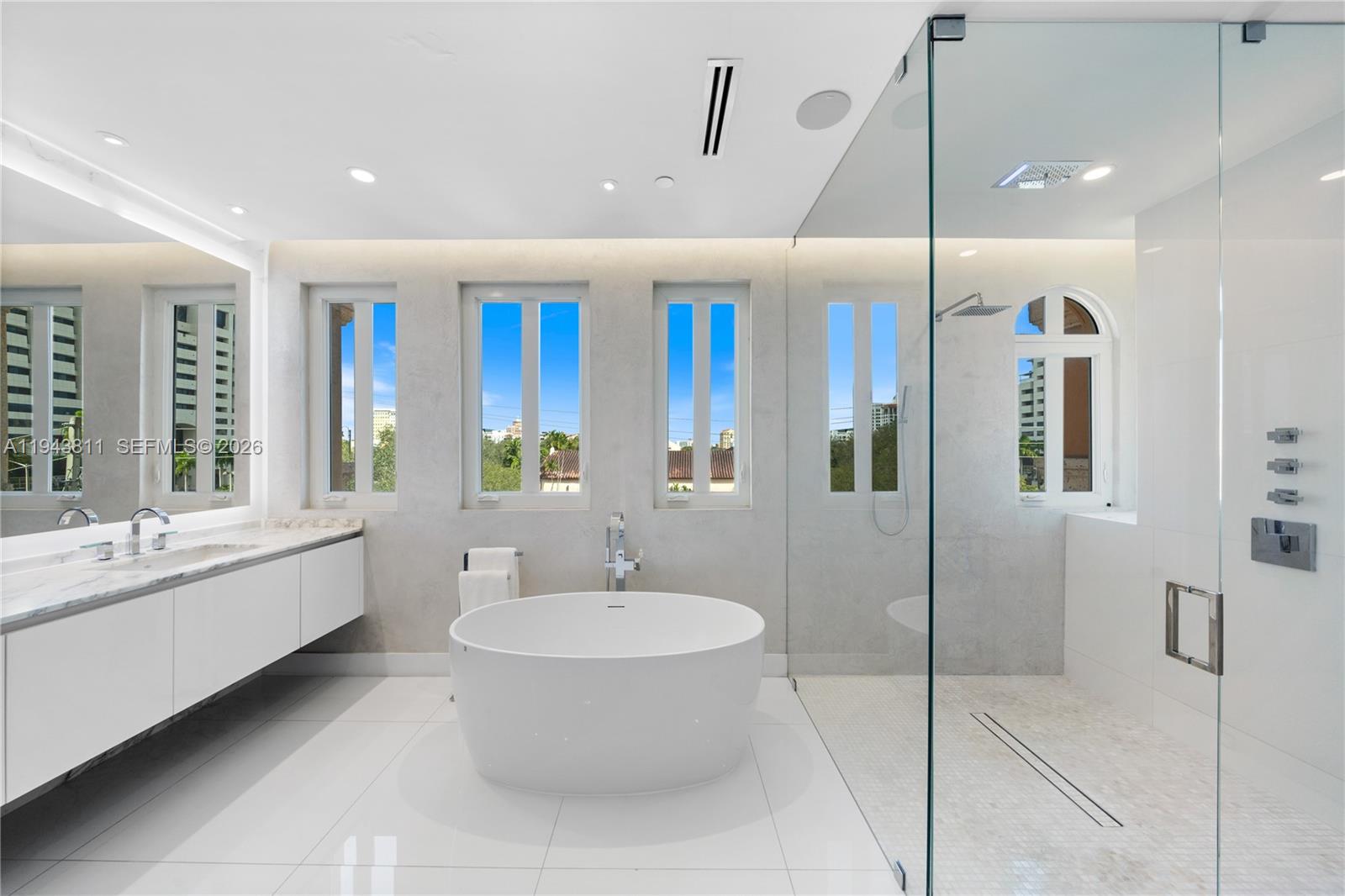 600 Coral Way