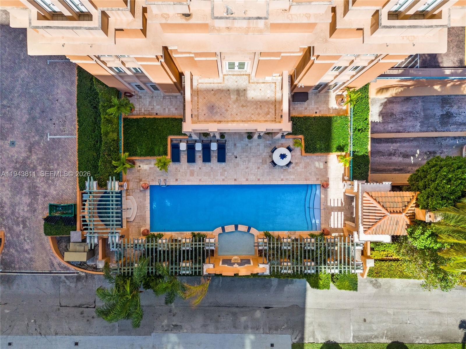 600 Coral Way