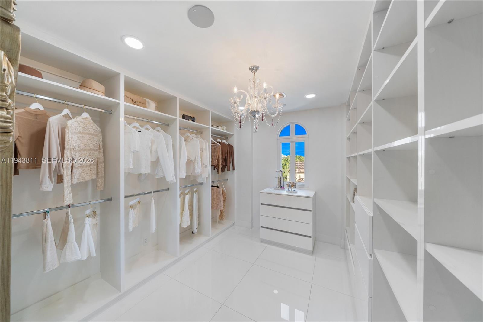 600 Coral Way