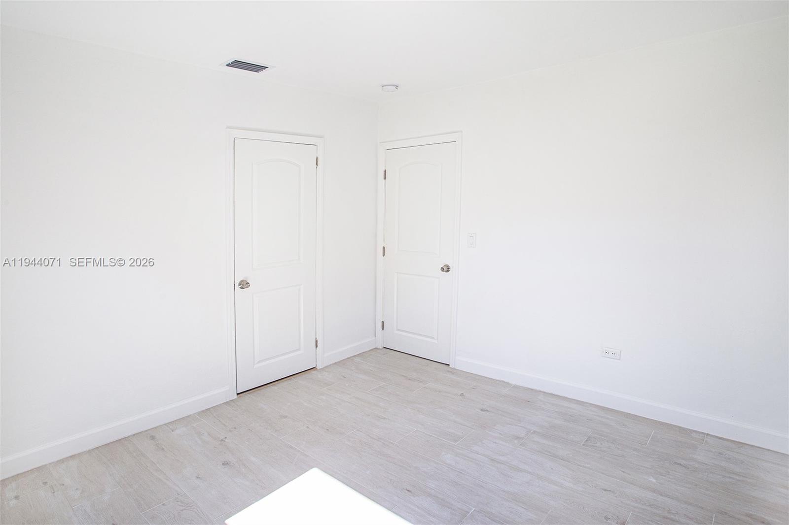 2620 SW 9th Street
