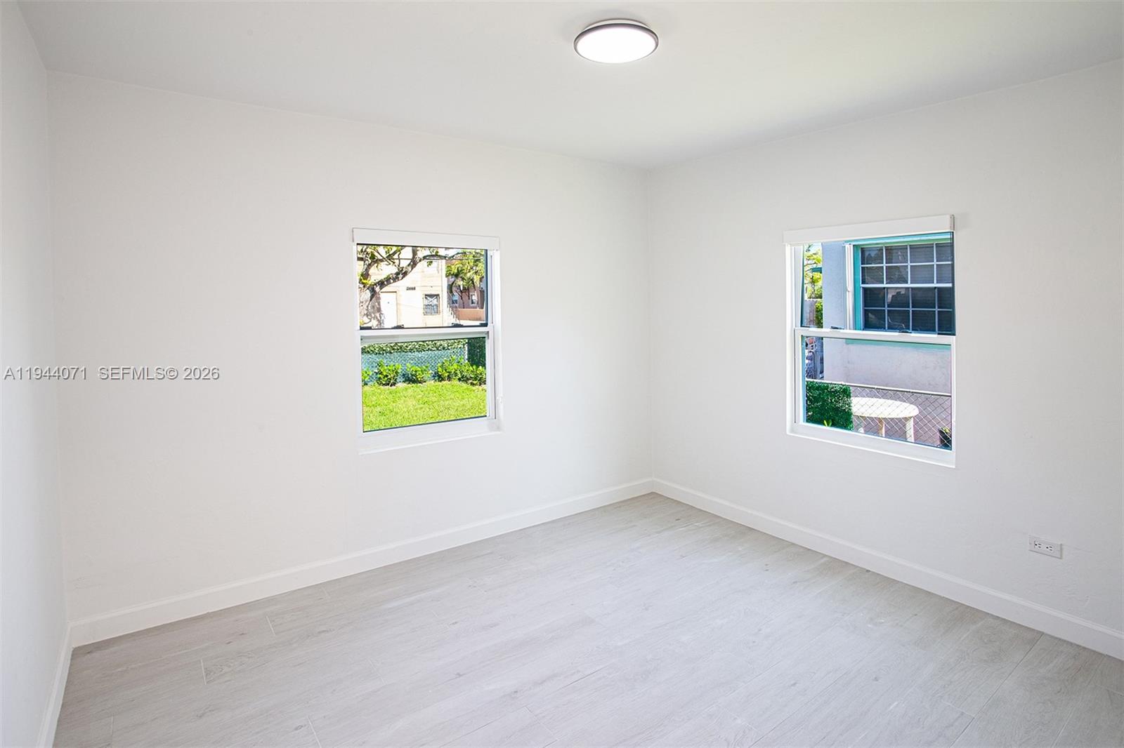 2620 SW 9th Street