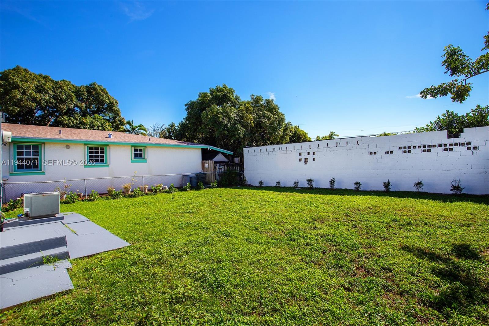 2620 SW 9th Street