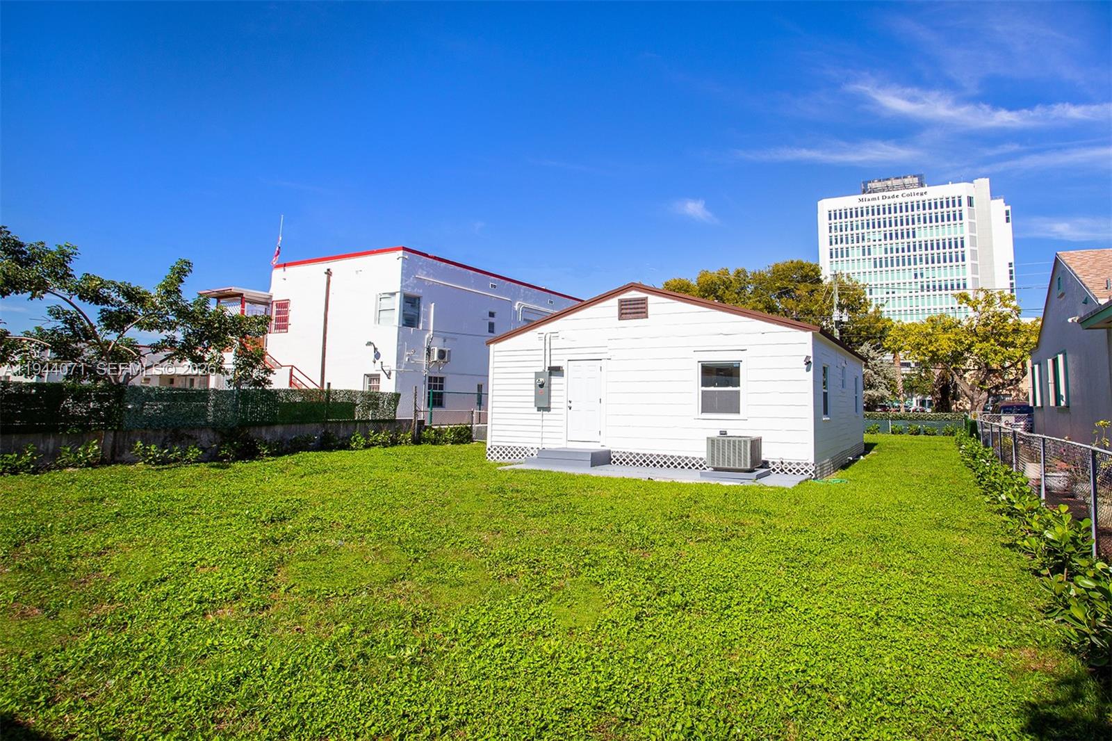 2620 SW 9th Street