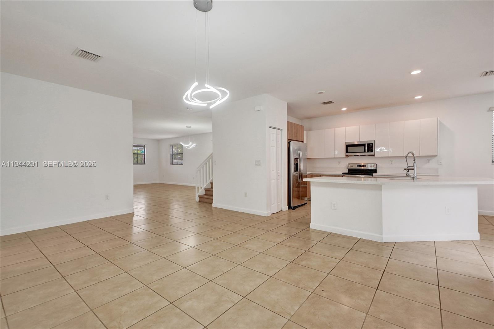 3504 W 94th Street