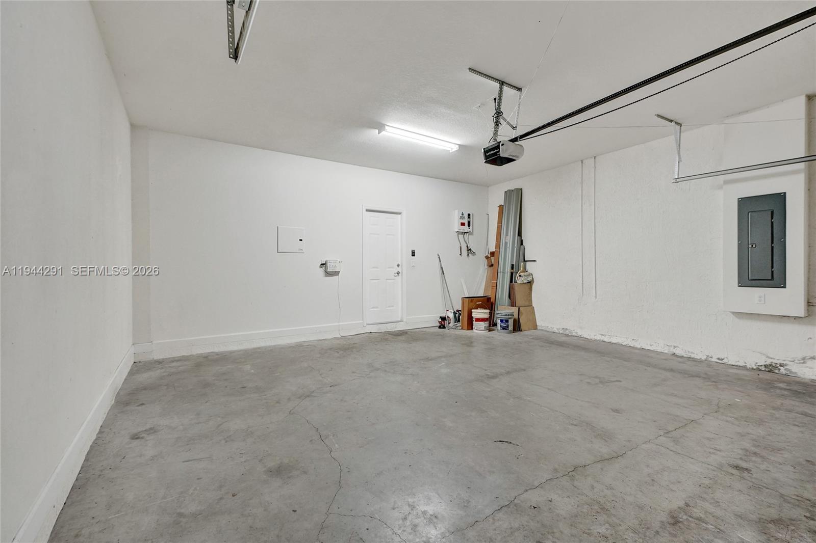 3504 W 94th Street