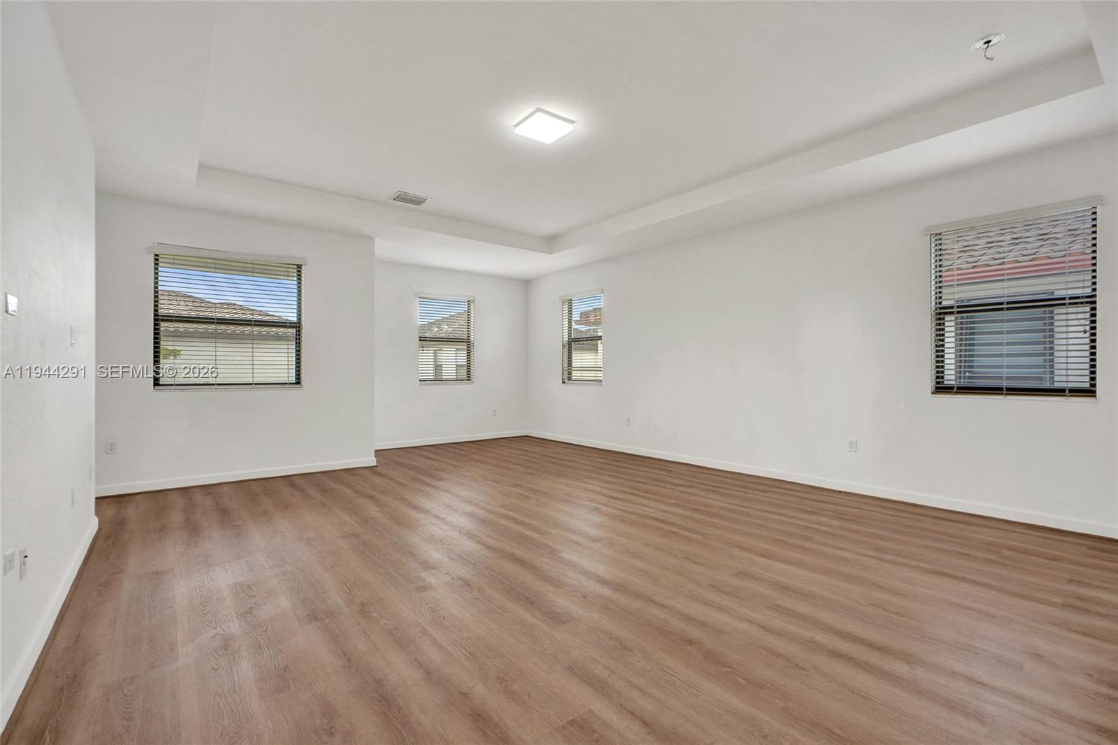 3504 W 94th Street