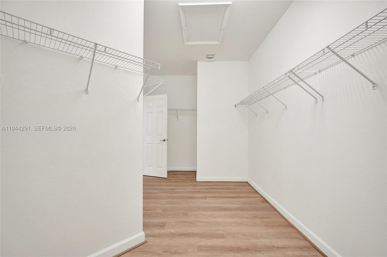 3504 W 94th Street