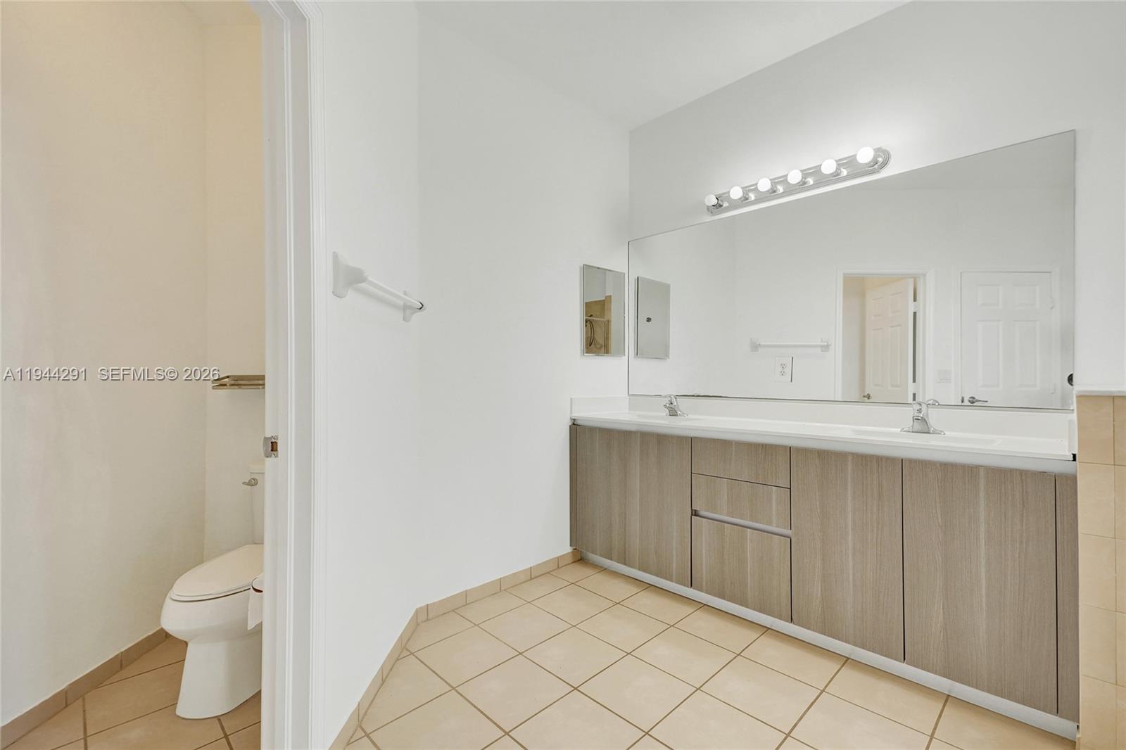 3504 W 94th Street