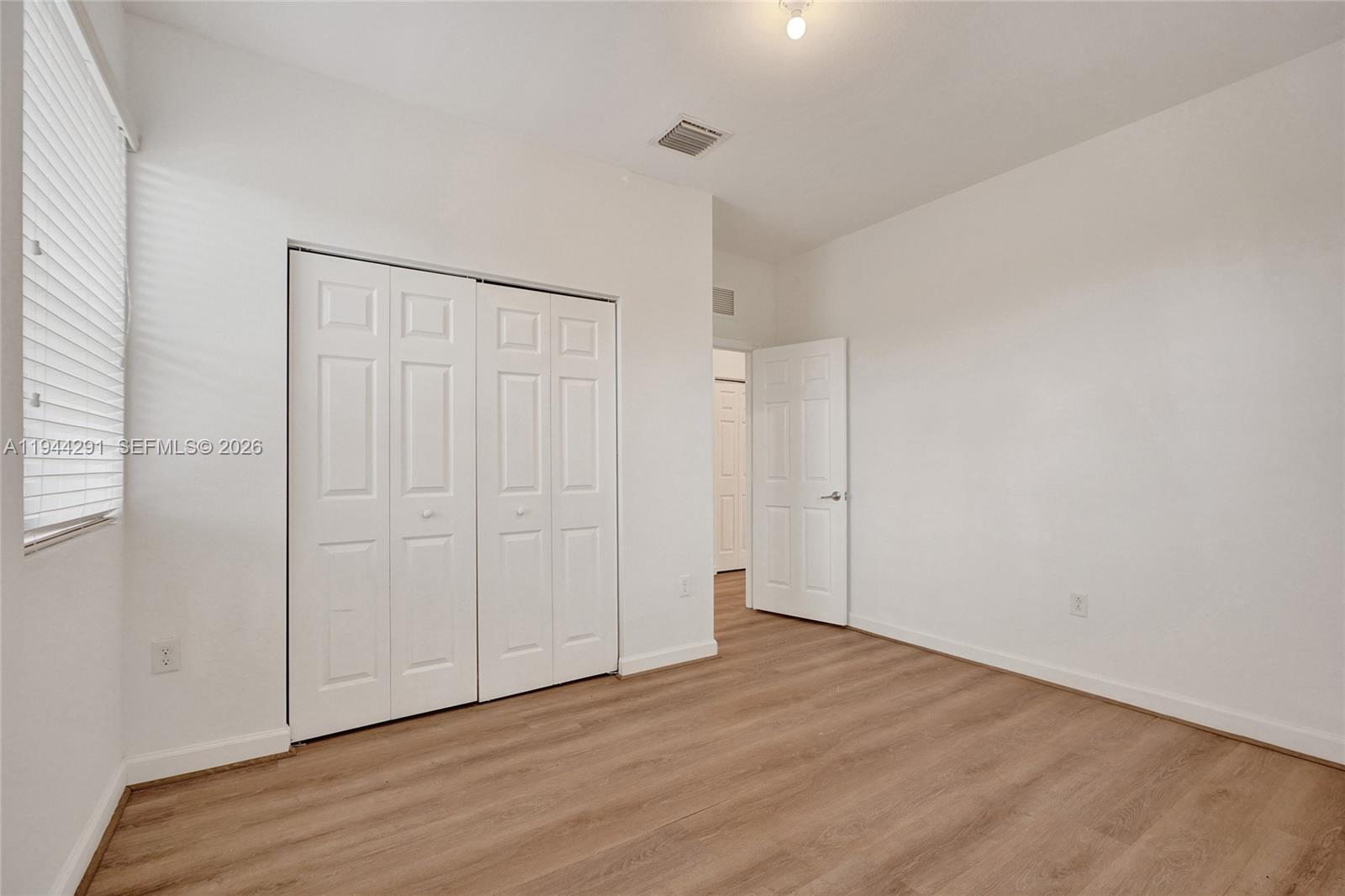 3504 W 94th Street