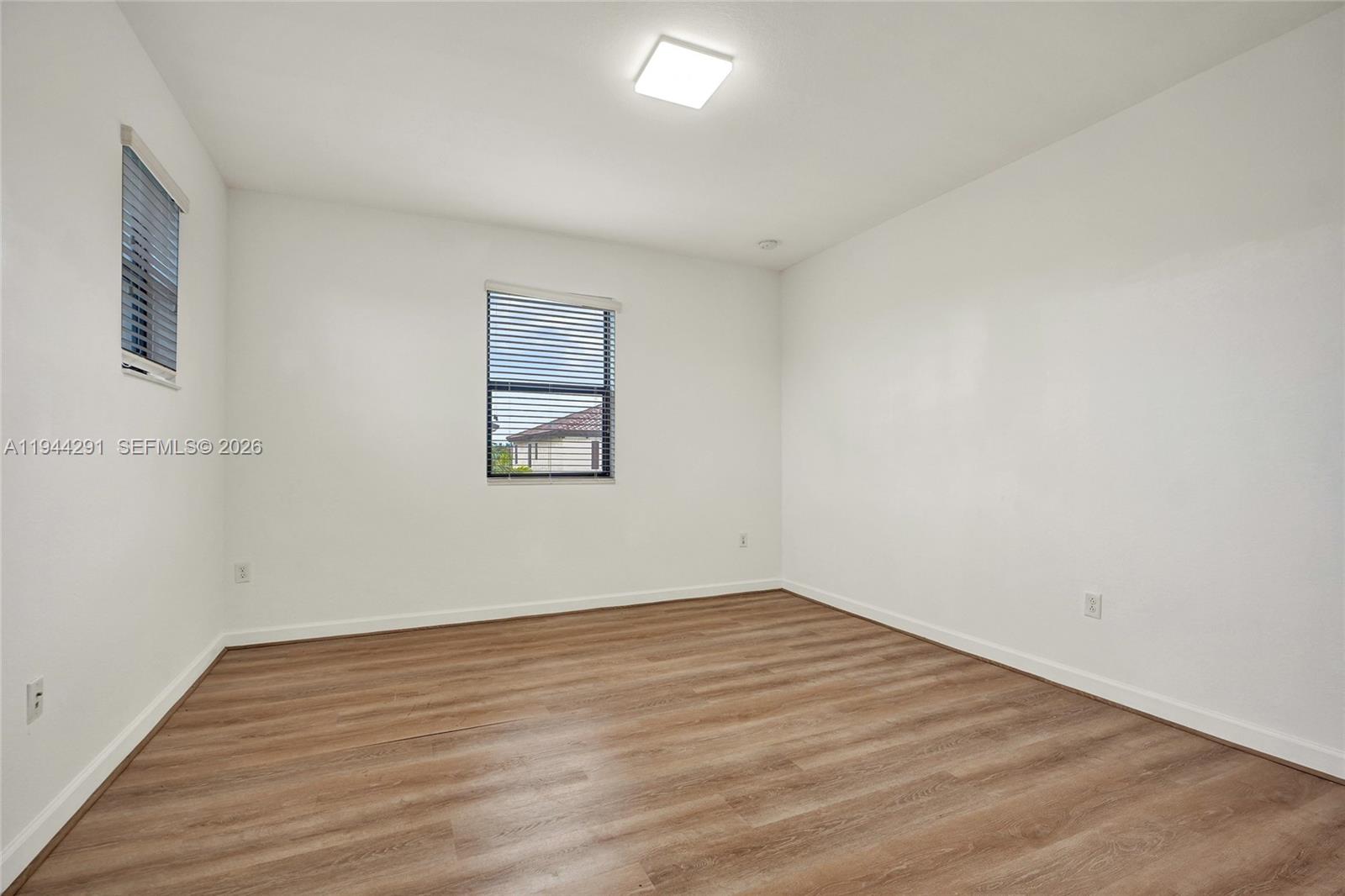 3504 W 94th Street