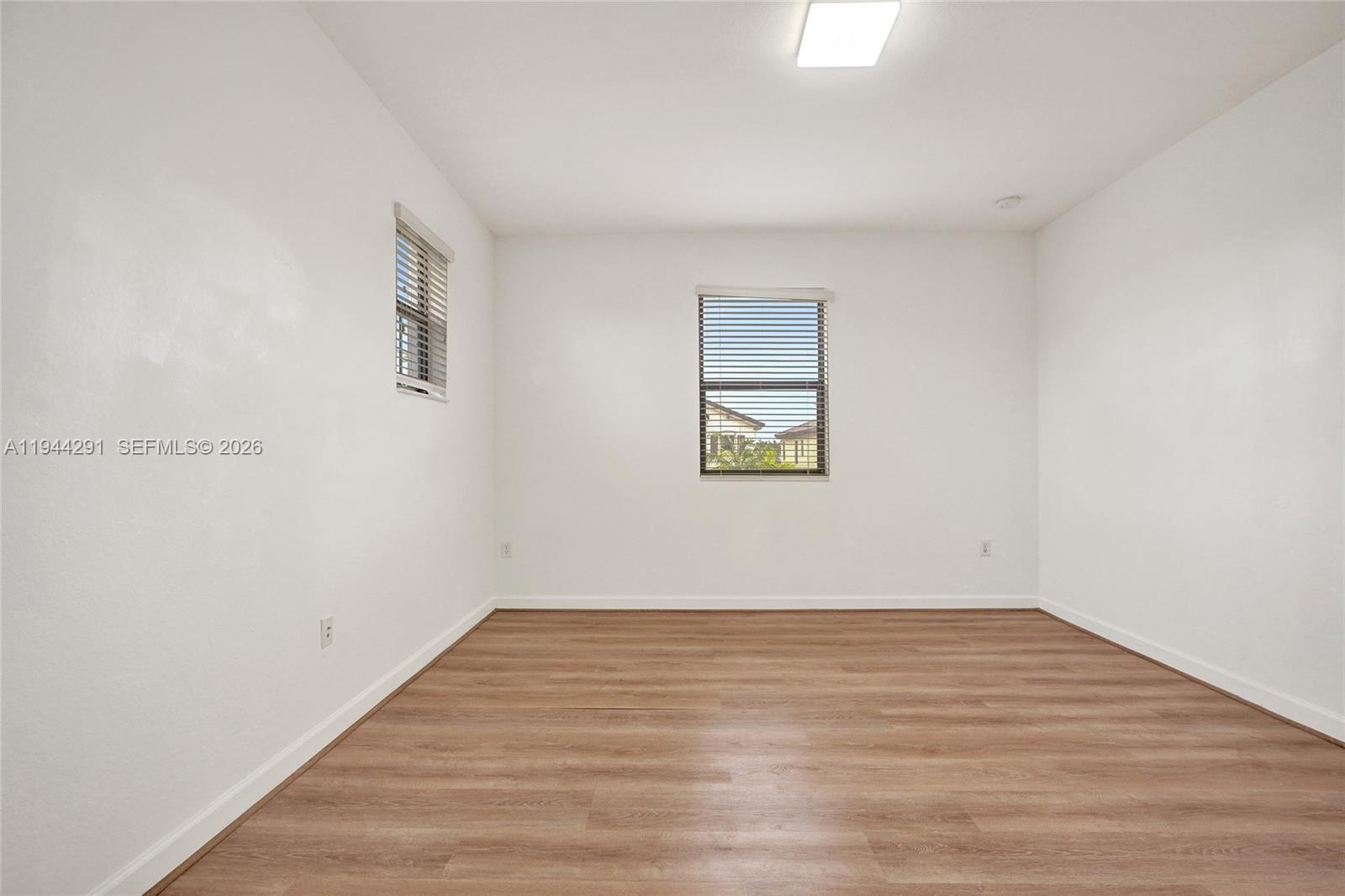 3504 W 94th Street