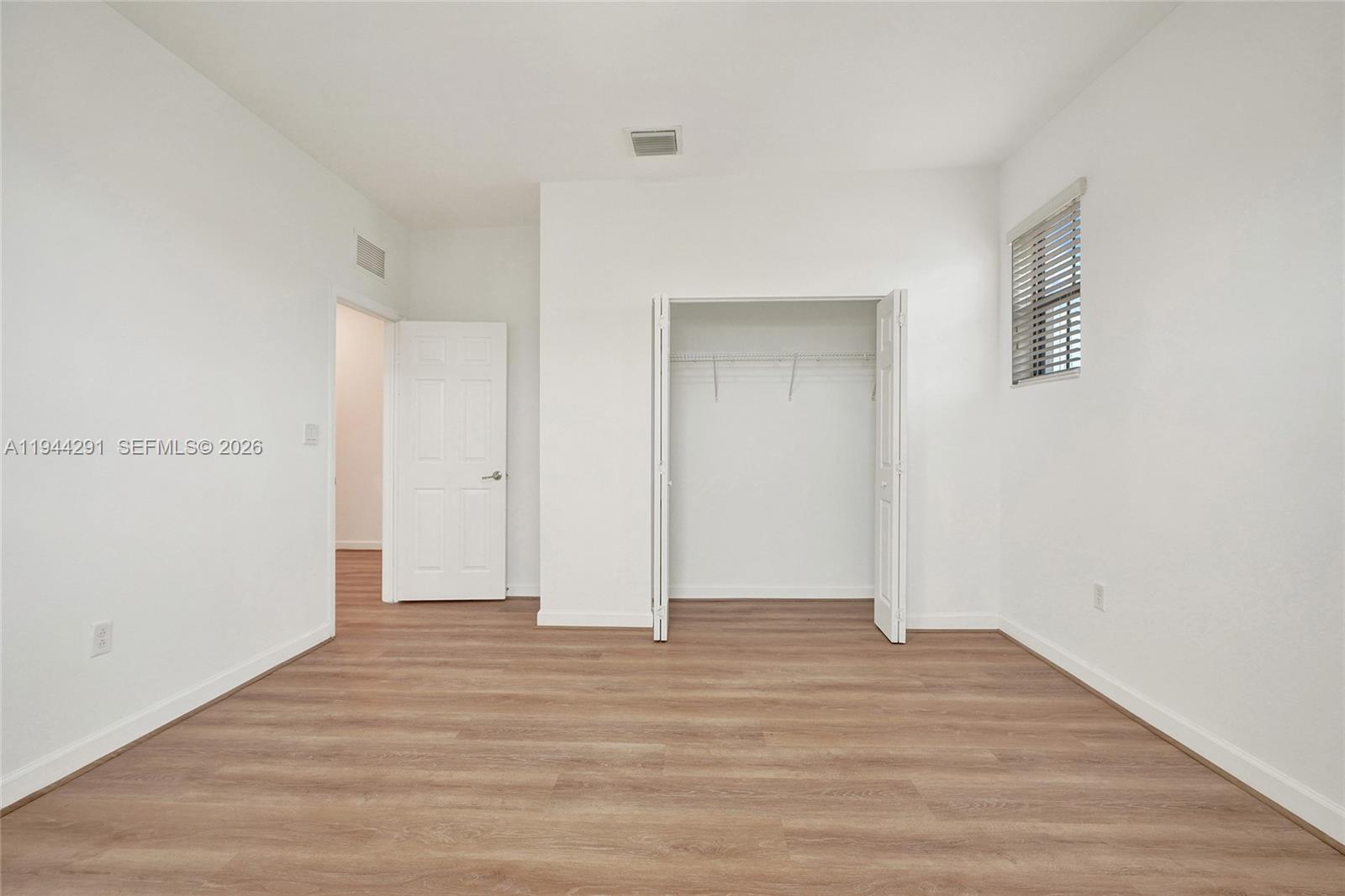 3504 W 94th Street