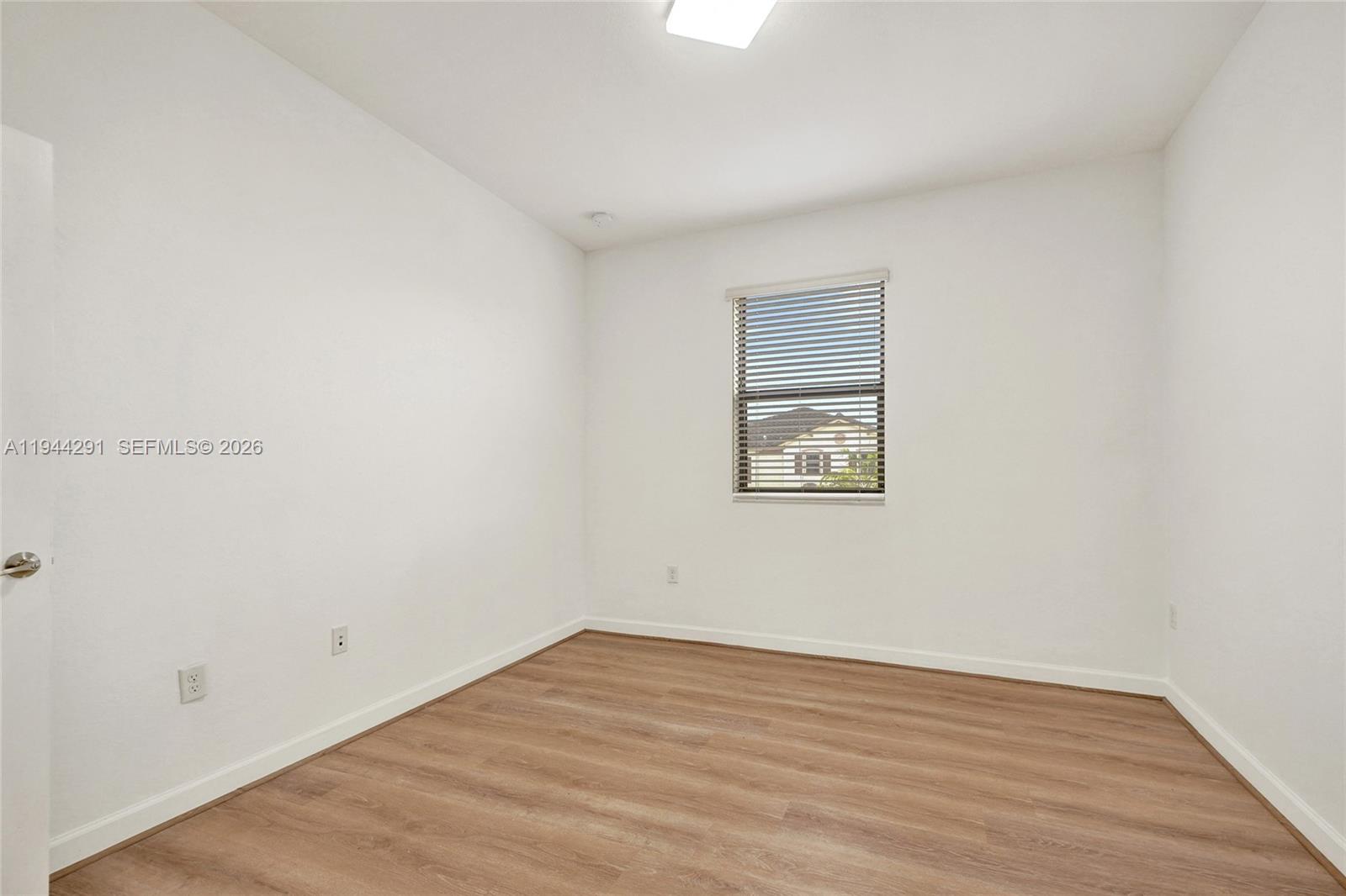 3504 W 94th Street