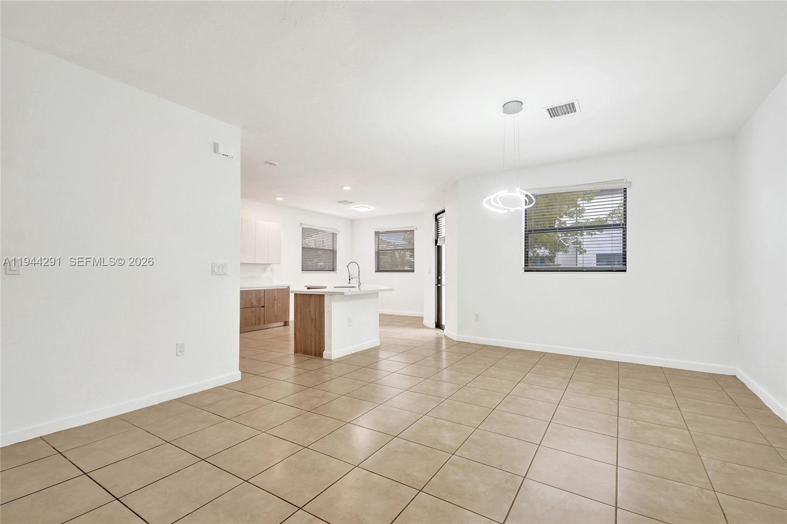 3504 W 94th Street