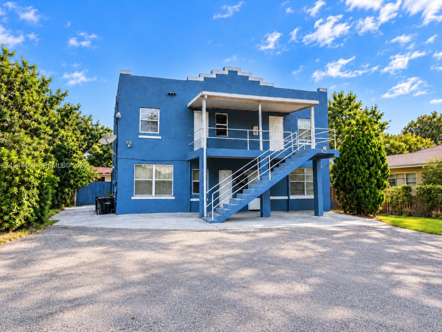 1821 NW 33rd Street
