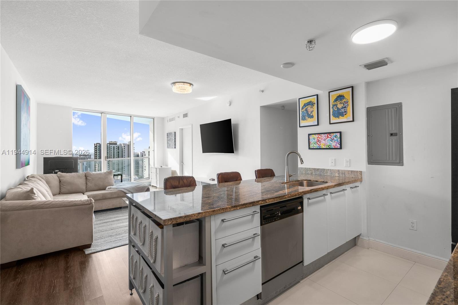 185 SW 7th Street