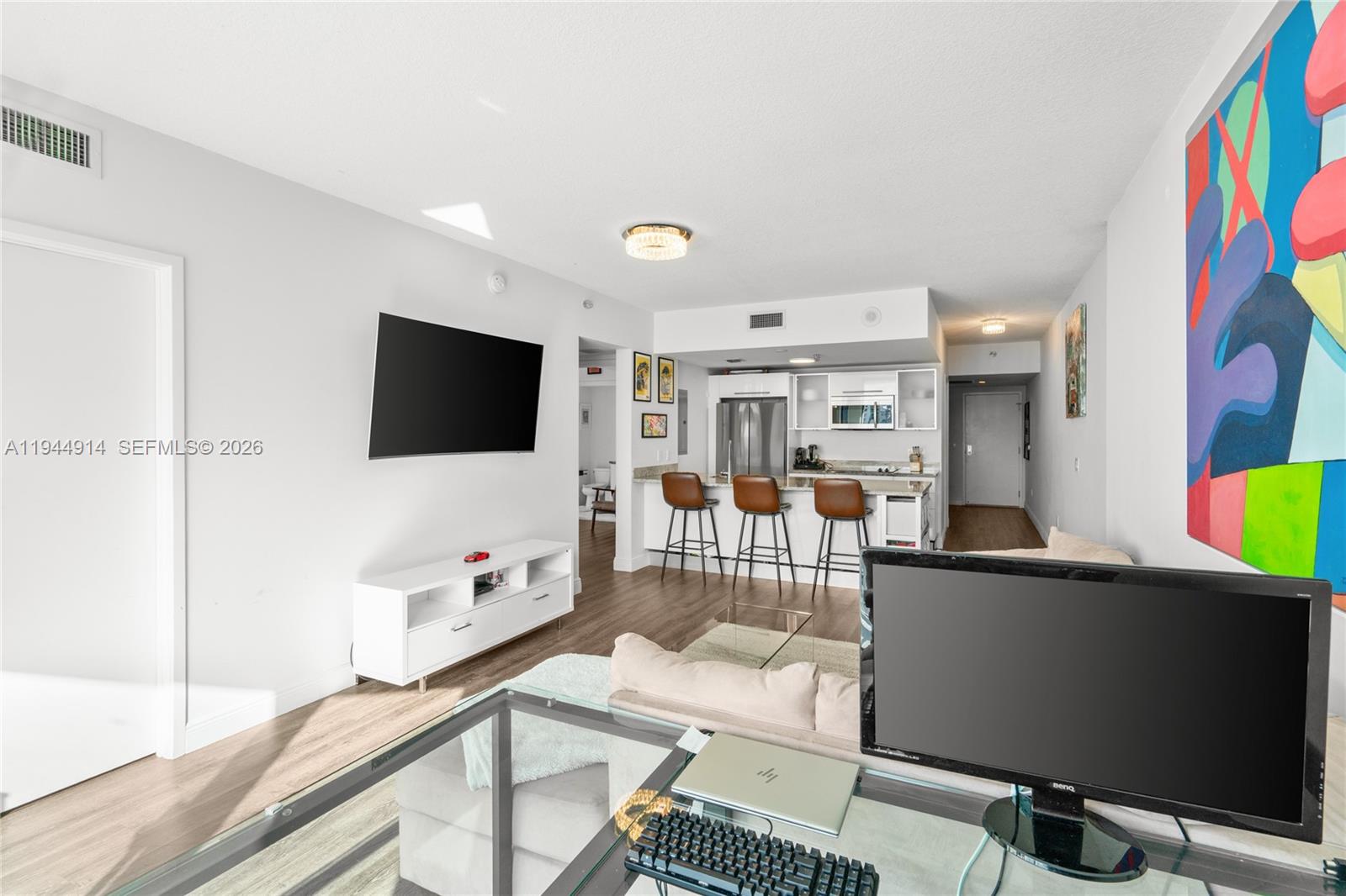 185 SW 7th Street