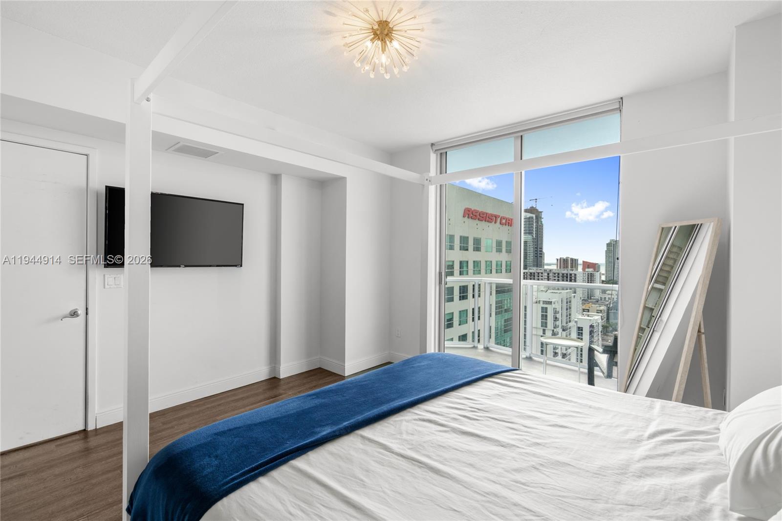 185 SW 7th Street