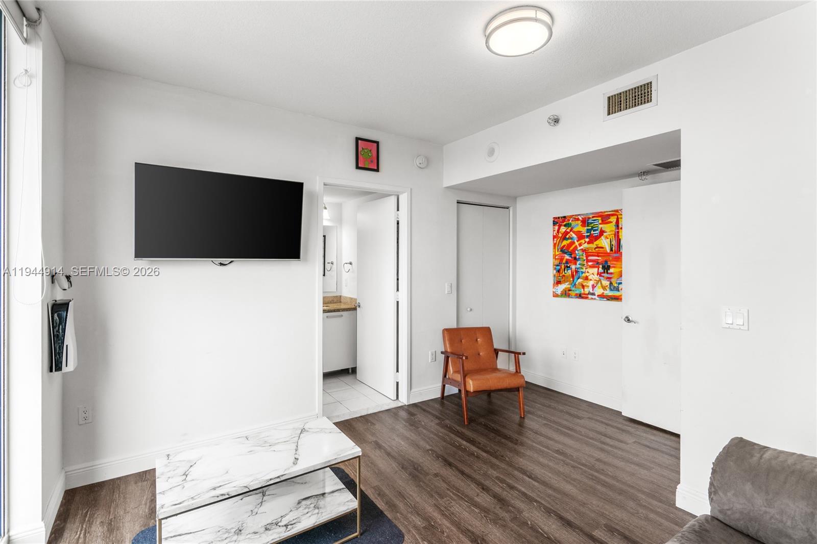 185 SW 7th Street