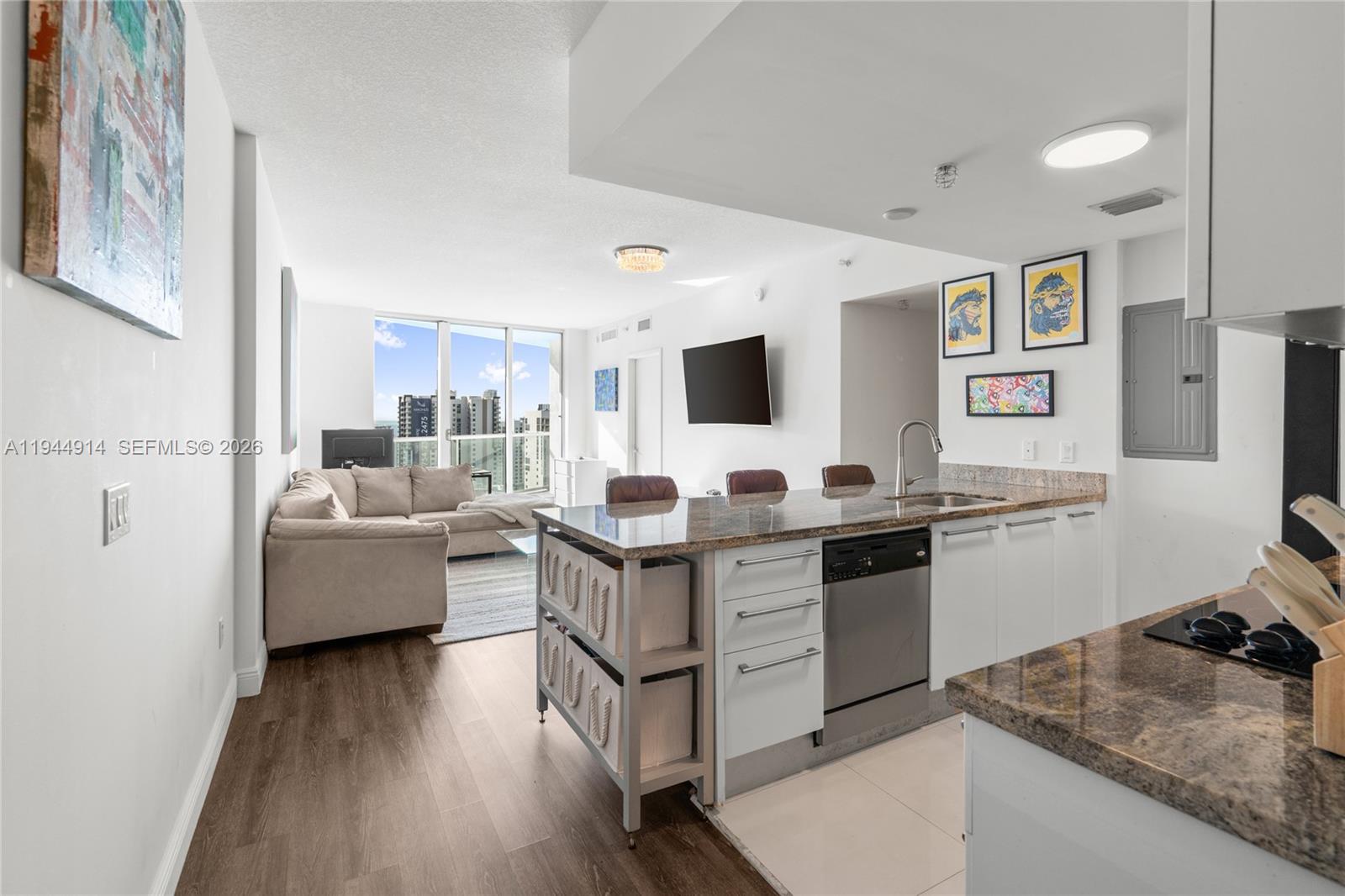 185 SW 7th Street