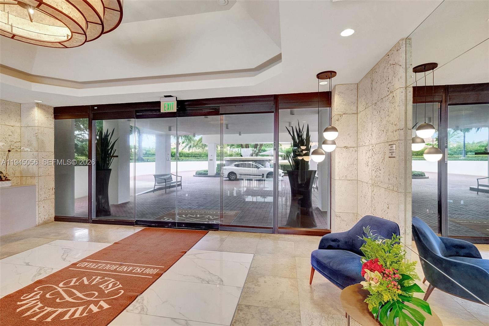 1000 Island Boulevard