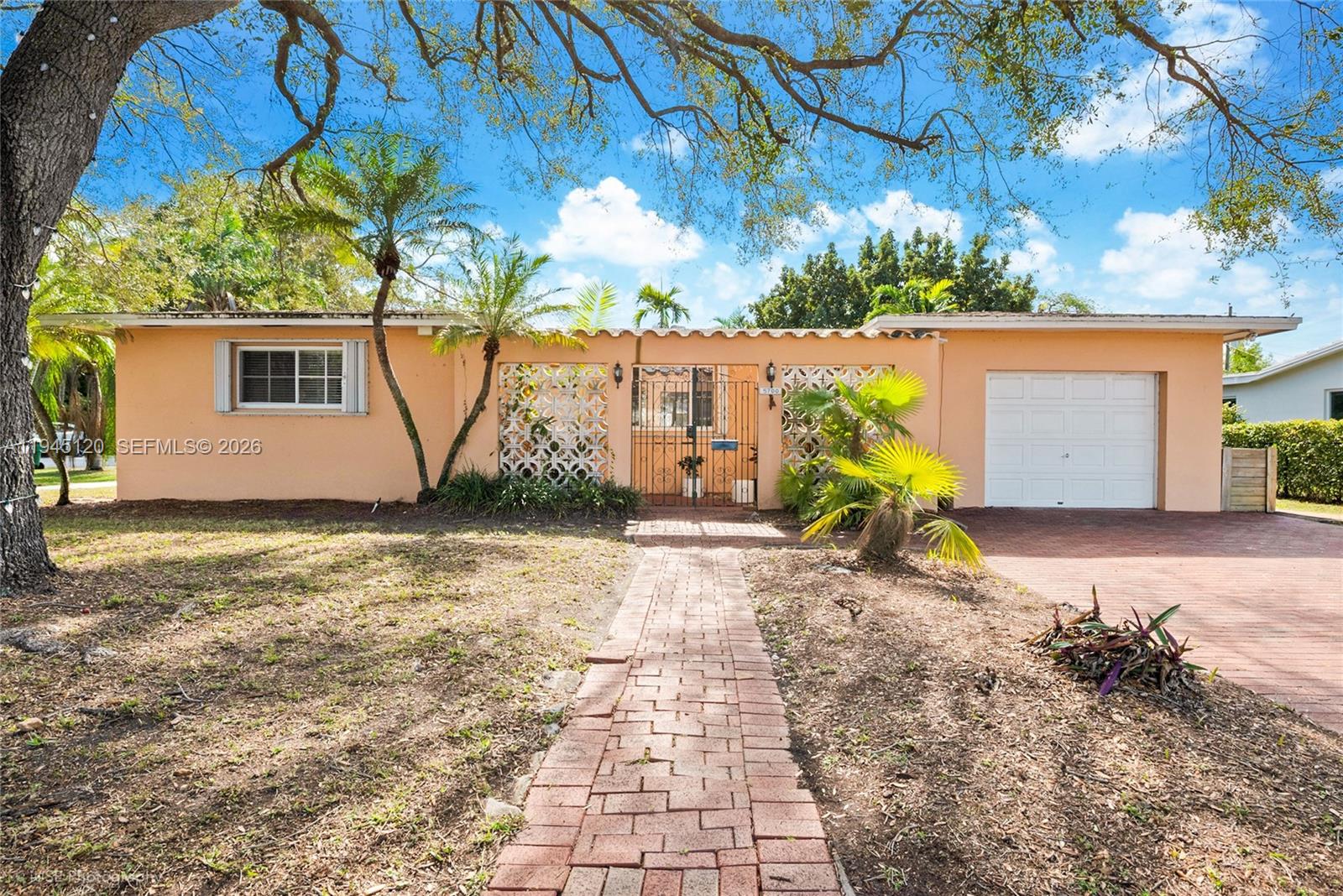 5700 SW 45th Terrace