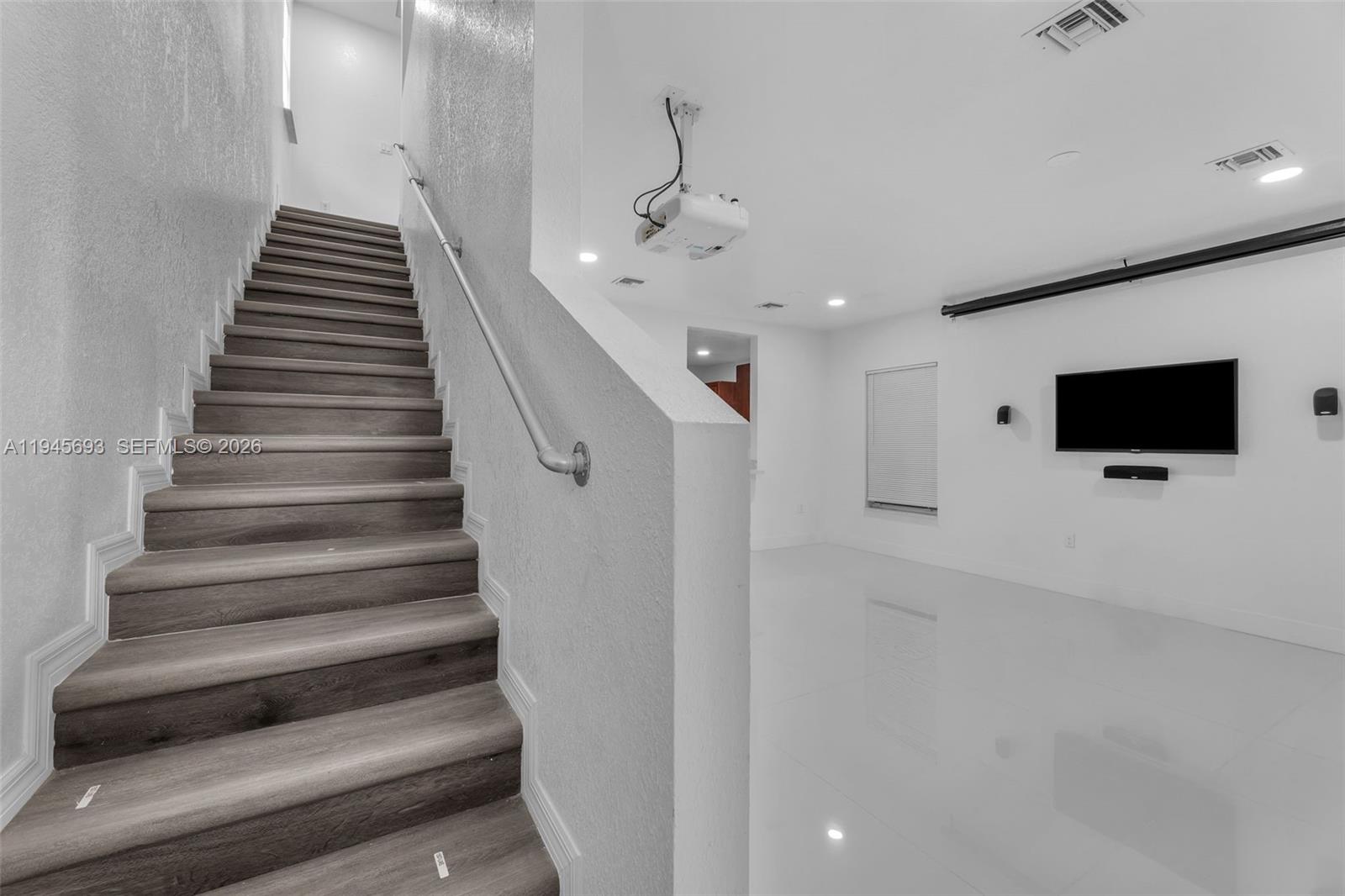 1541 NW 1st Court