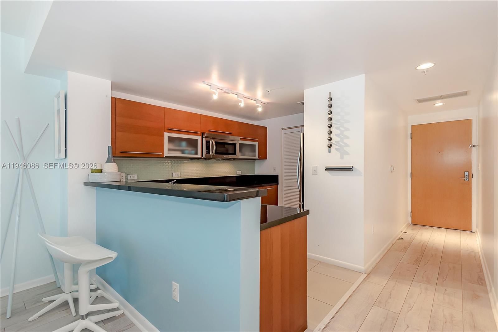 253 NE 2nd Street