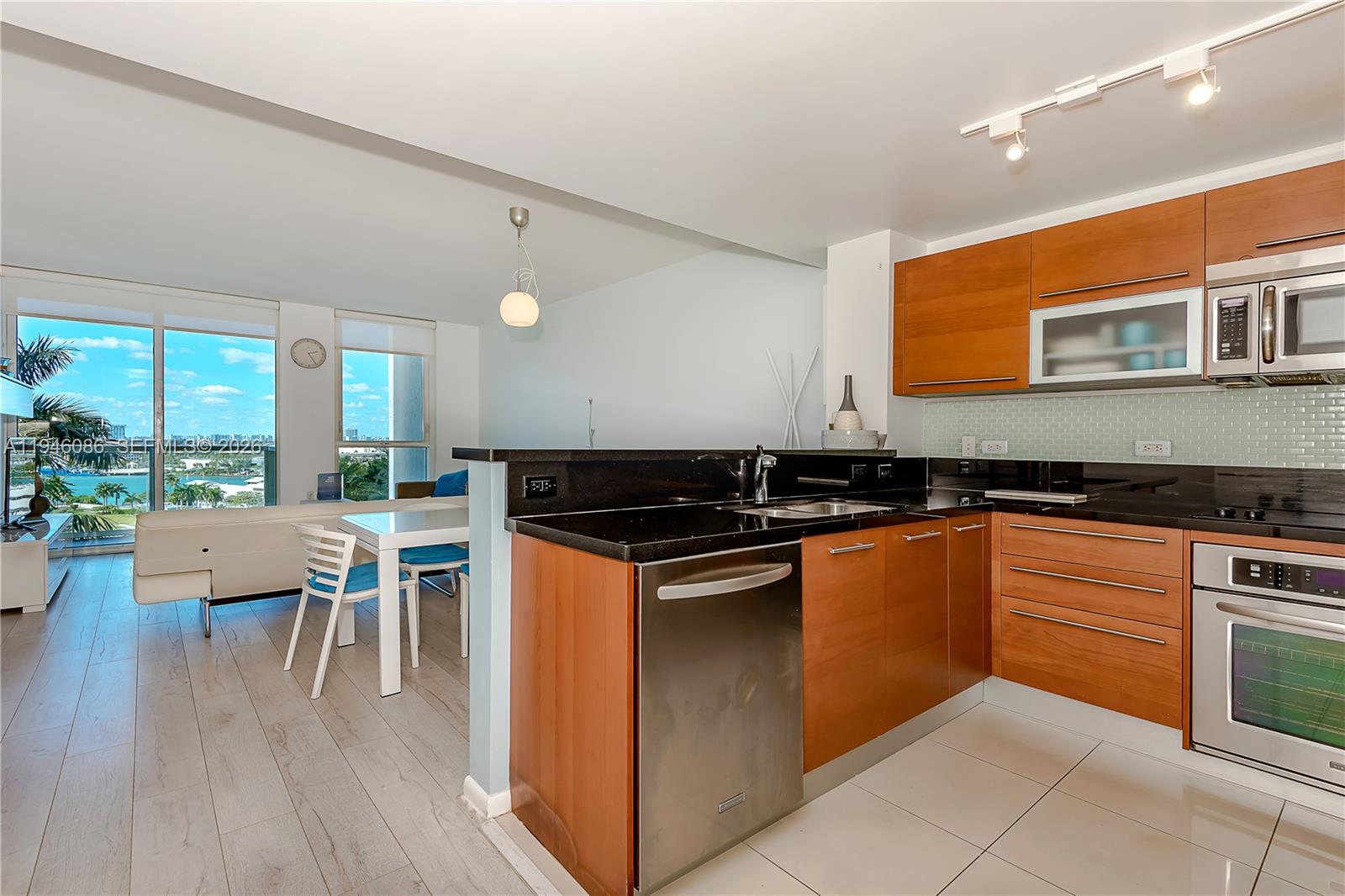 253 NE 2nd Street