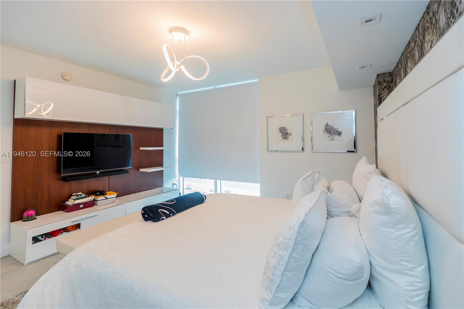 400 Sunny Isles Boulevard