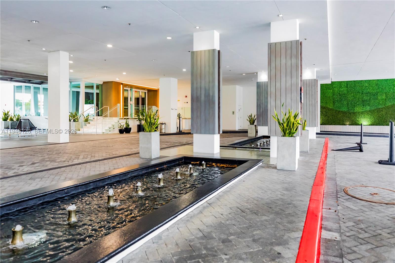 400 Sunny Isles Boulevard
