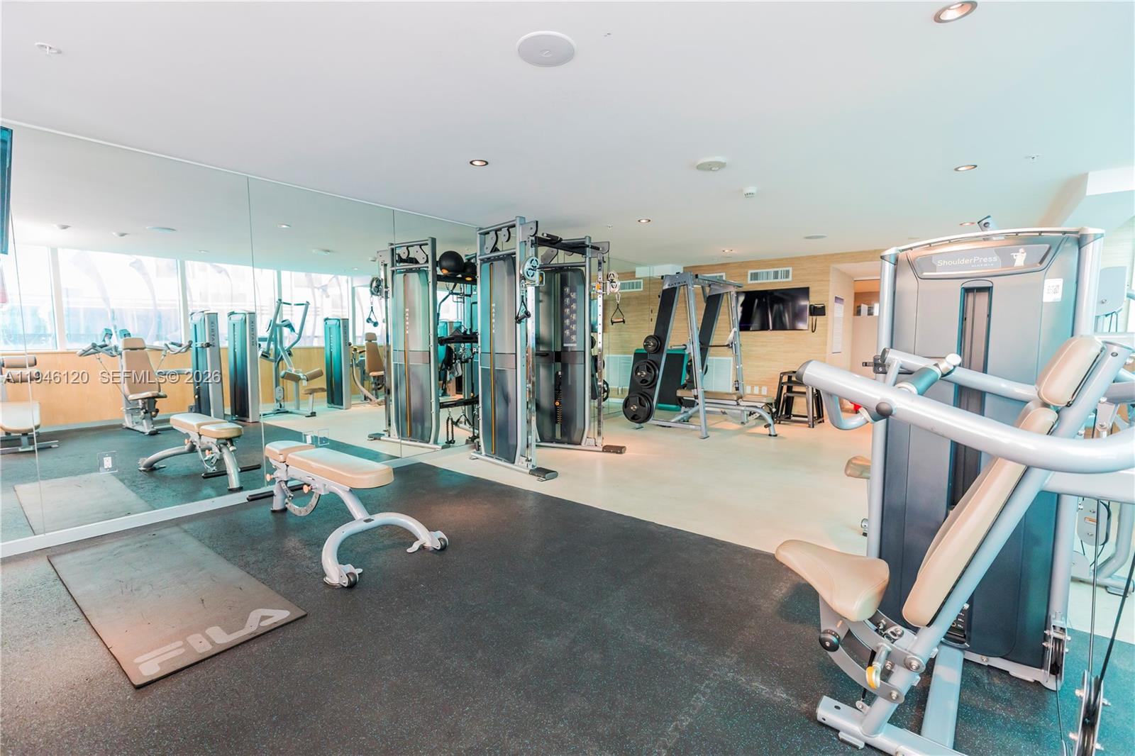 400 Sunny Isles Boulevard