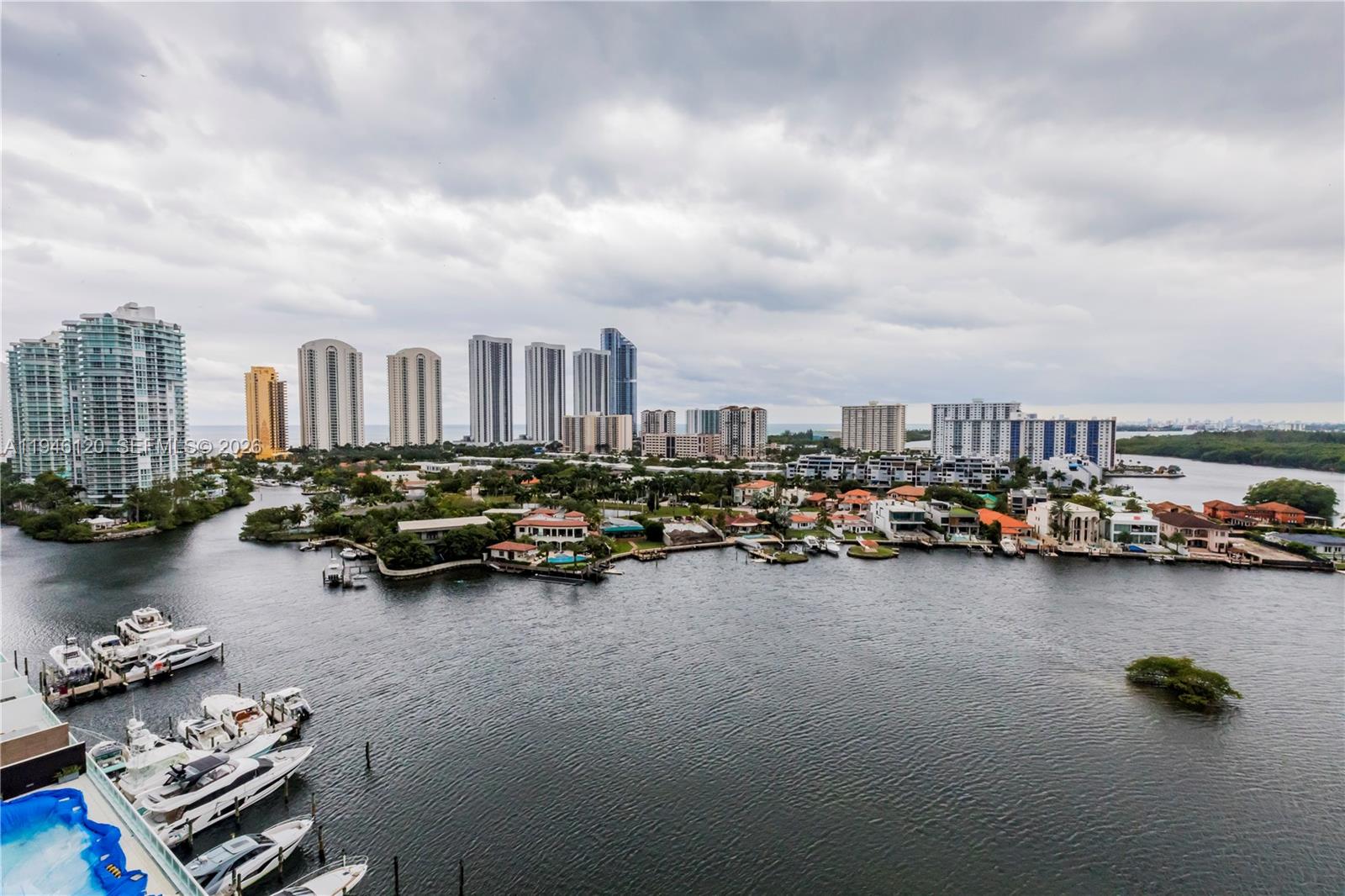 400 Sunny Isles Boulevard