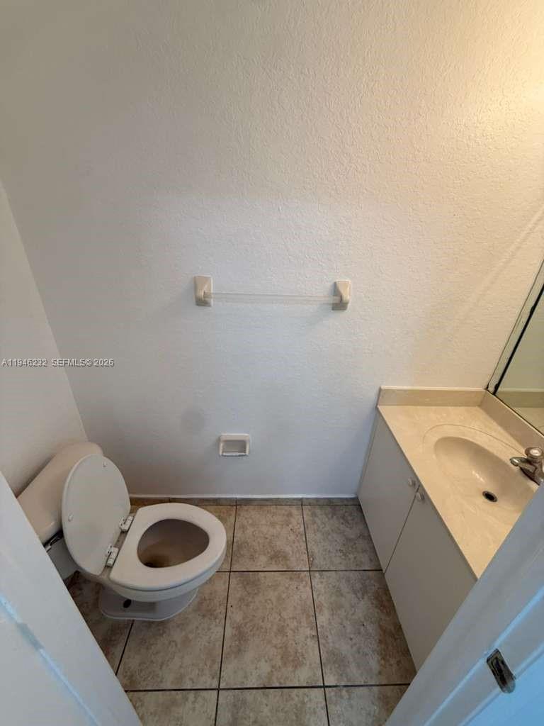820 SW 6th Court