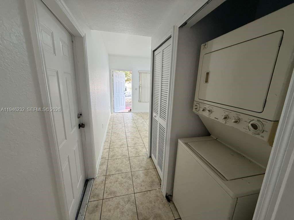 820 SW 6th Court