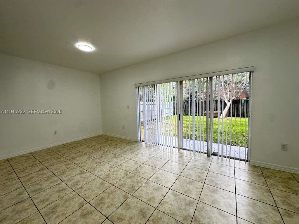 820 SW 6th Court