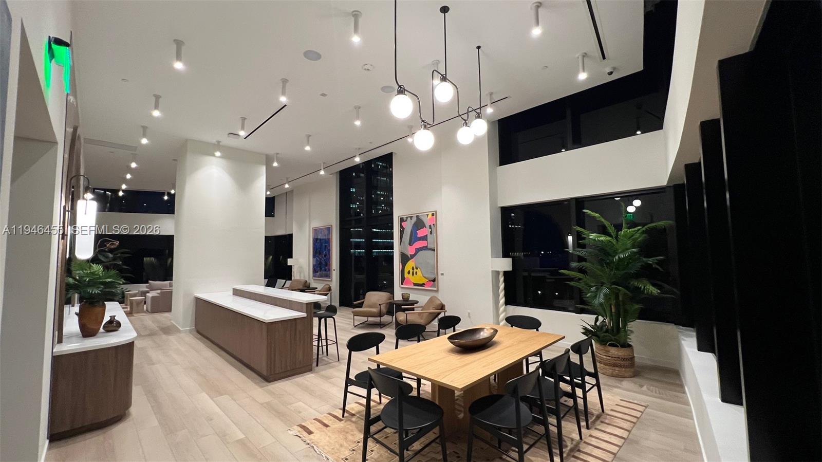 225 N Miami Avenue