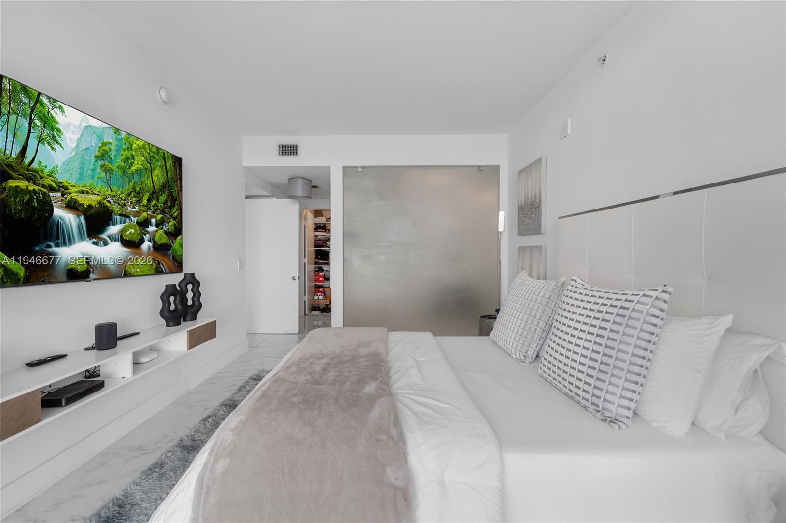 460 NE 28th Street