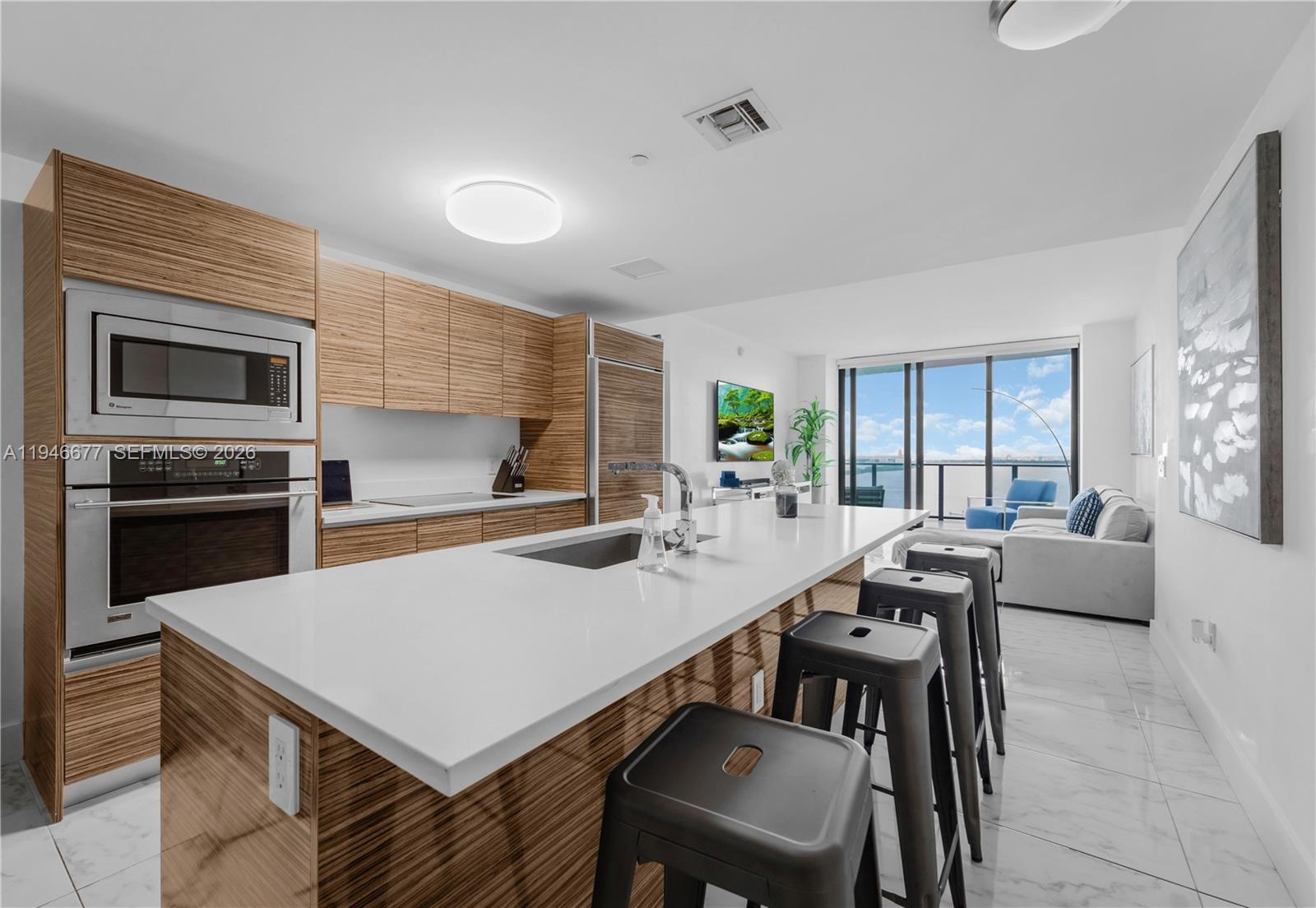 460 NE 28th Street