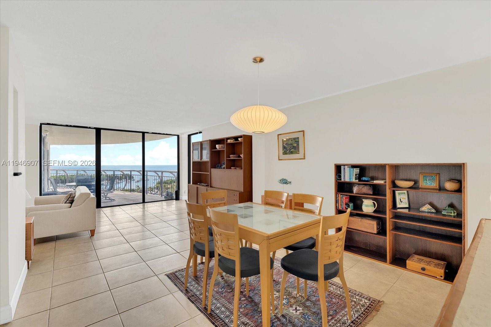 2843 S Bayshore Drive