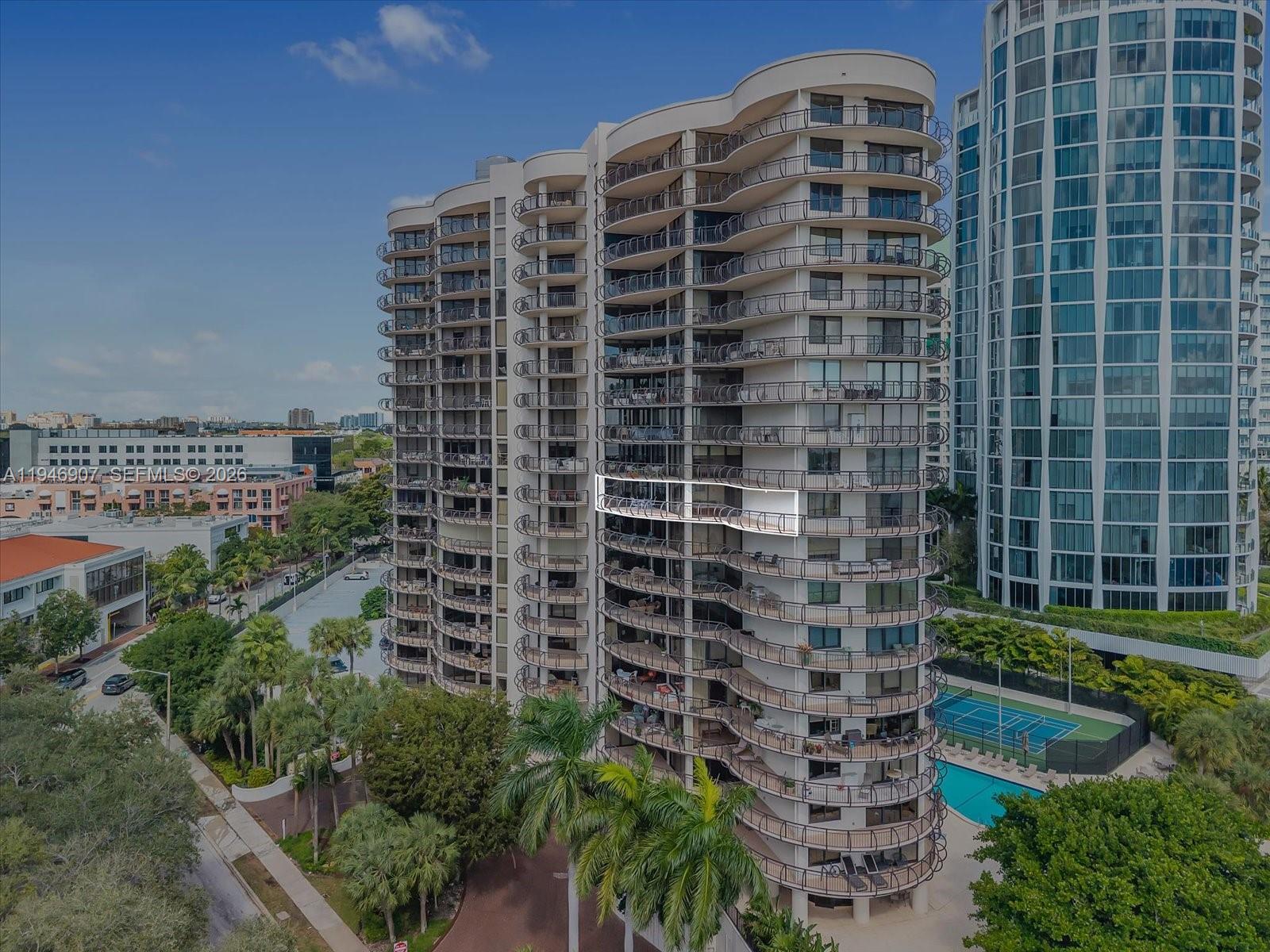 2843 S Bayshore Drive