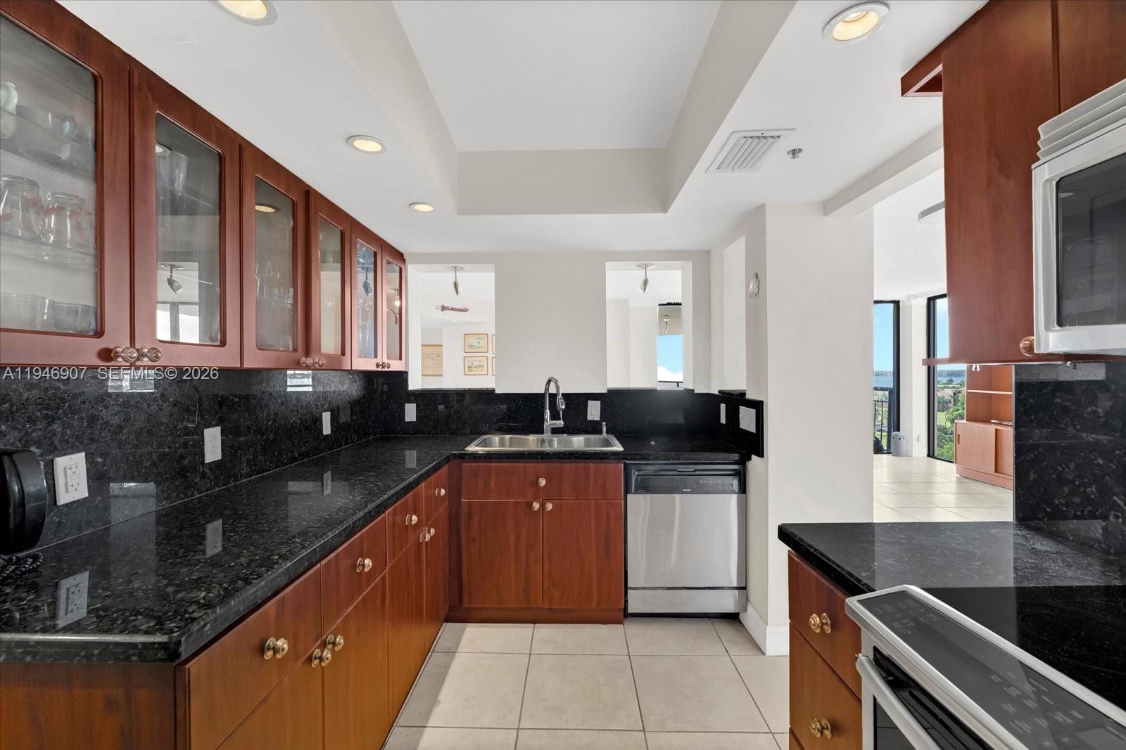 2843 S Bayshore Drive