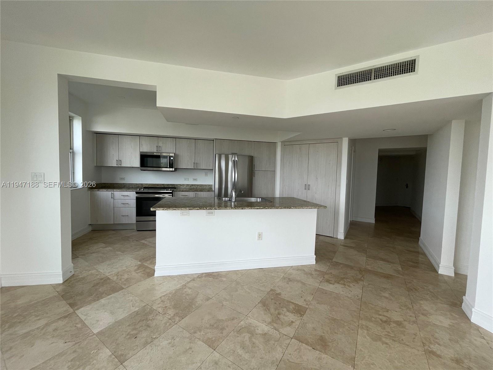 19900 E Country Club Drive