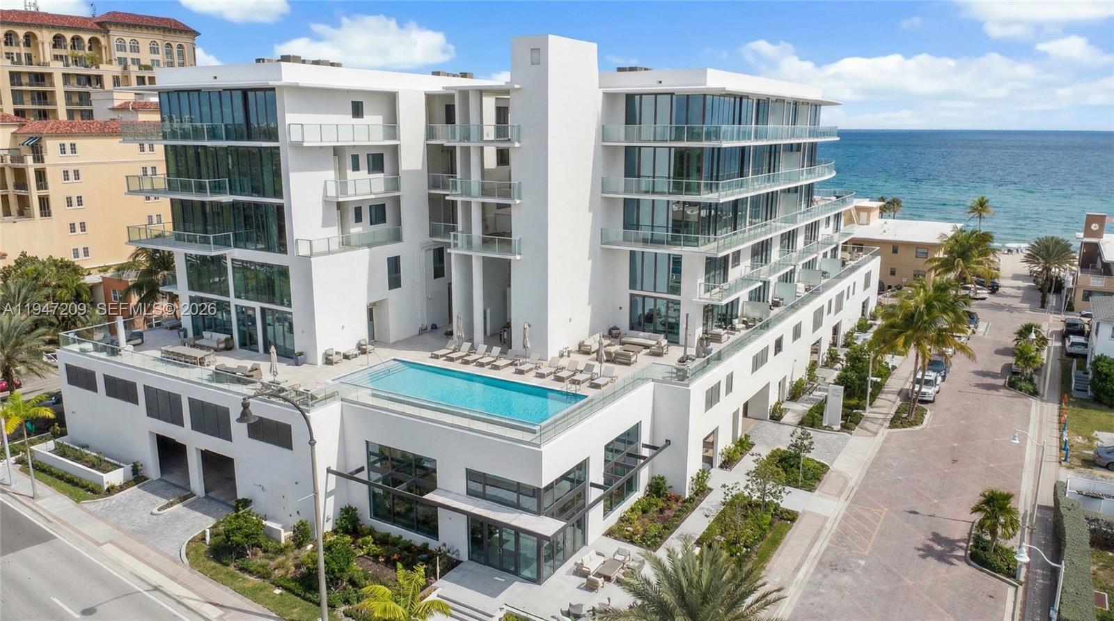 3319 N Ocean Drive