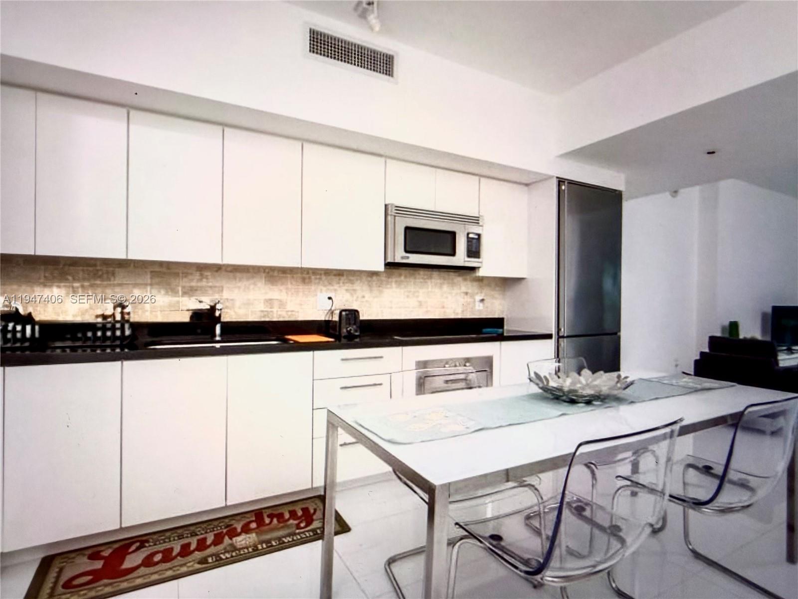 92 SW 3rd Street
