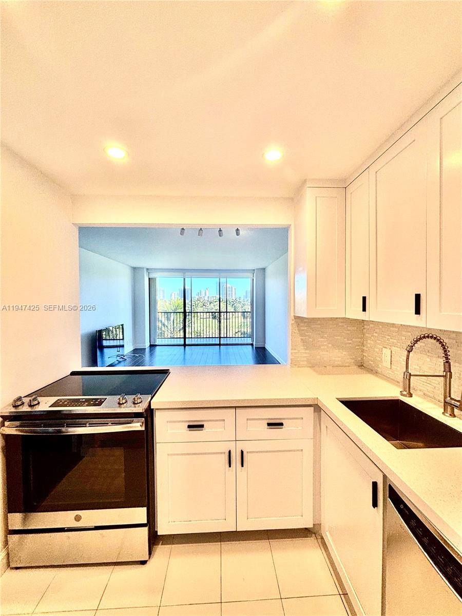 20335 W Country Club Drive