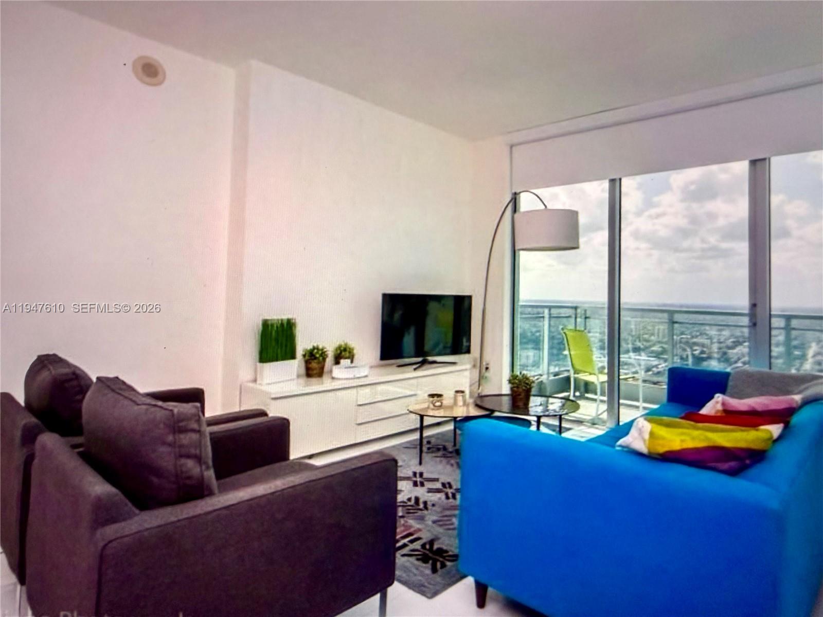 92 SW 3rd Street